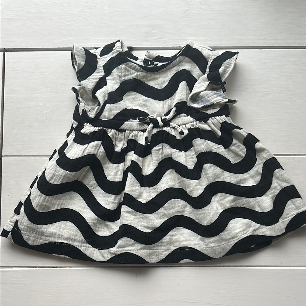 Hannah Andersson infant dress